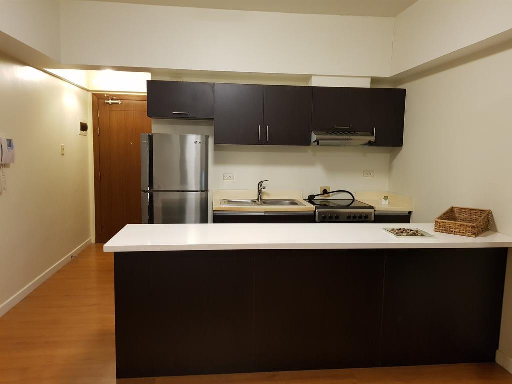 Eton Baypark Apartment Manila Exterior photo